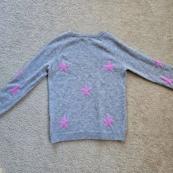 NWOT Philosophy Cashmere Sweater Grey With Lavender Stars Purple - Picture 9 of 9